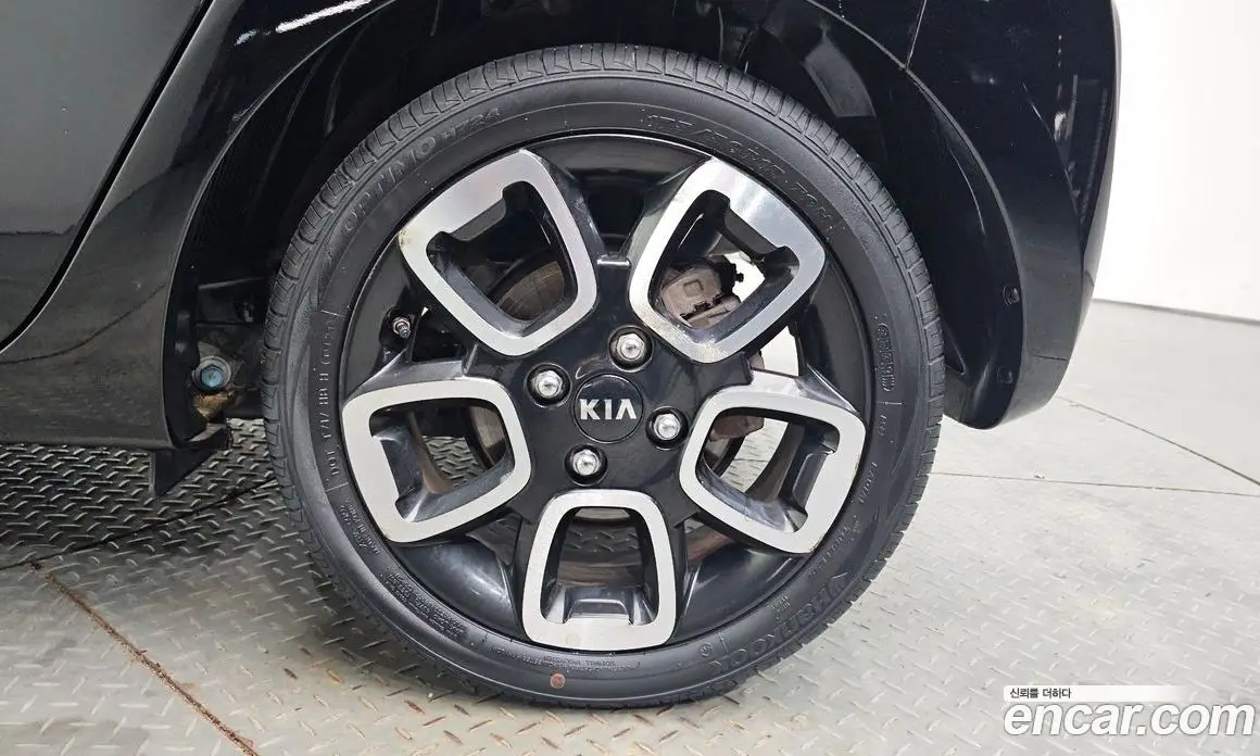 Kia Ray 2021 1.0 автомат (гидро), фото 7