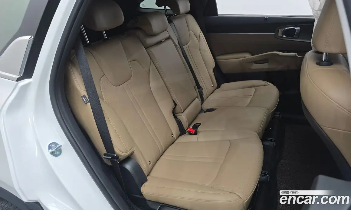 Kia Sorento 2024 2.5 автомат (гидро), фото 17
