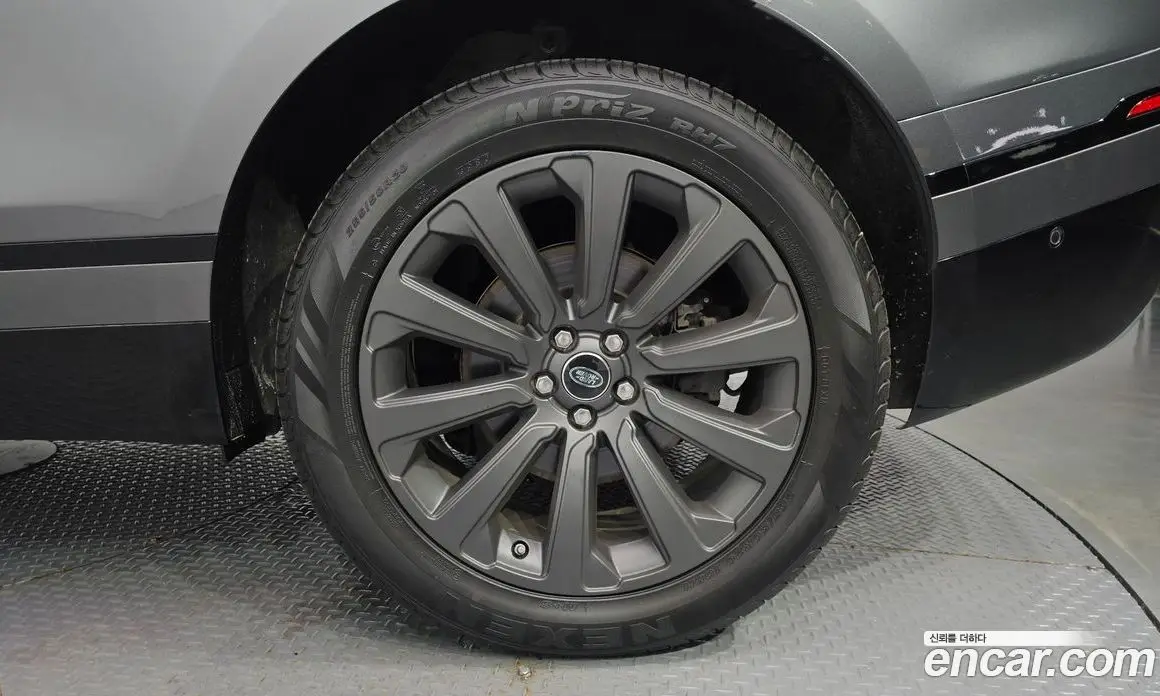 Land Rover Range Rover Velar 2017 3.0 автомат (гидро), фото 5