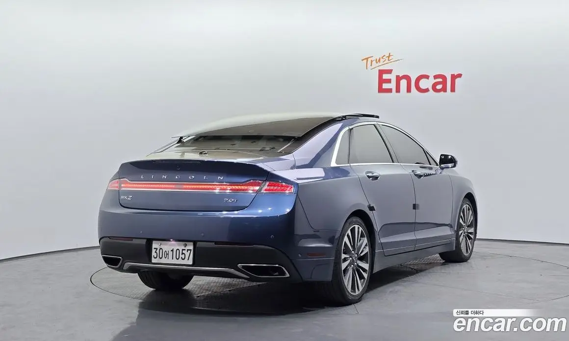 Lincoln MKZ 2018 2.0 автомат (гидро), фото 2 Lincoln MKZ 2018 2.0 автомат (гидро), фото 2