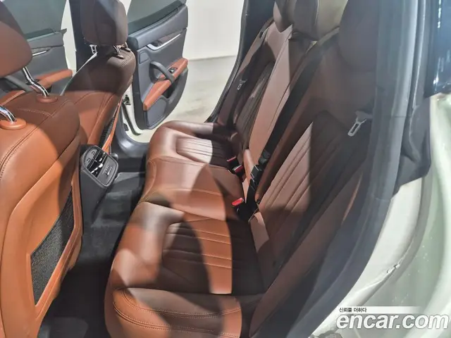 Maserati Ghibli 2016 3.0 автомат (гидро), миниатюра 11 Maserati Ghibli 2016 3.0 автомат (гидро), миниатюра 11