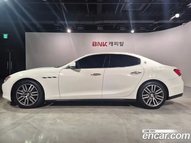 Maserati Ghibli 2016 3.0 автомат (гидро), миниатюра 8 Maserati Ghibli 2016 3.0 автомат (гидро), миниатюра 8