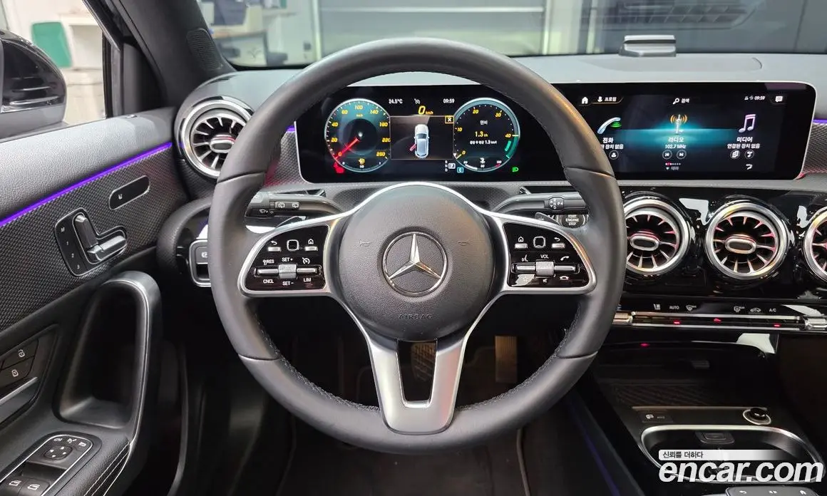 Mercedes-Benz A-Class 2020 2.0 автомат (гидро), фото 19