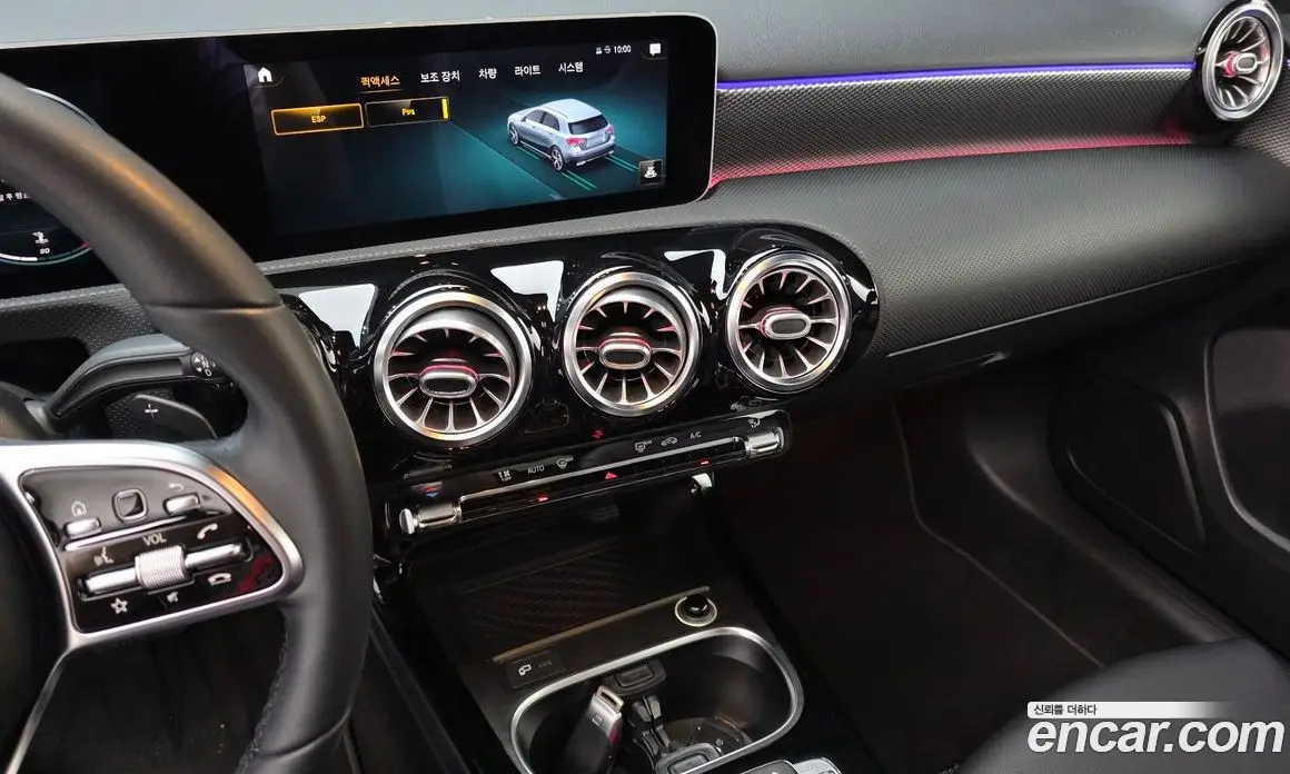 Mercedes-Benz A-Class 2020 2.0 автомат (гидро), фото 20
