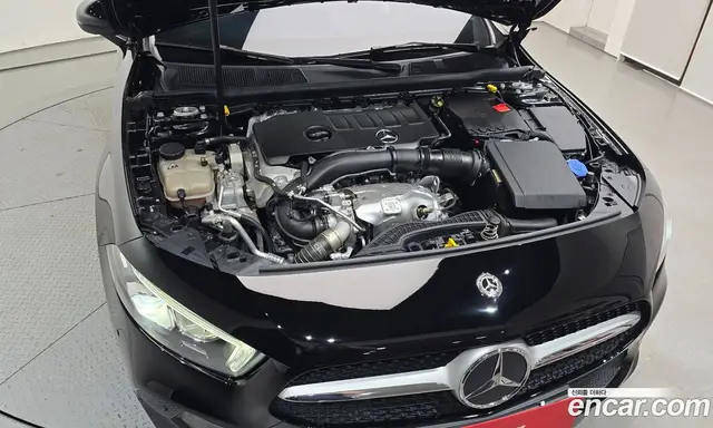Mercedes-Benz A-Class 2020 2.0 автомат (гидро), миниатюра 6