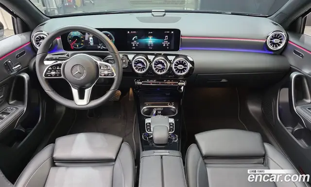 Mercedes-Benz A-Class 2020 2.0 автомат (гидро), миниатюра 10
