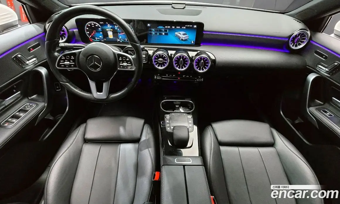 Mercedes-Benz A-Class 2022 2.0 автомат (гидро), фото 7