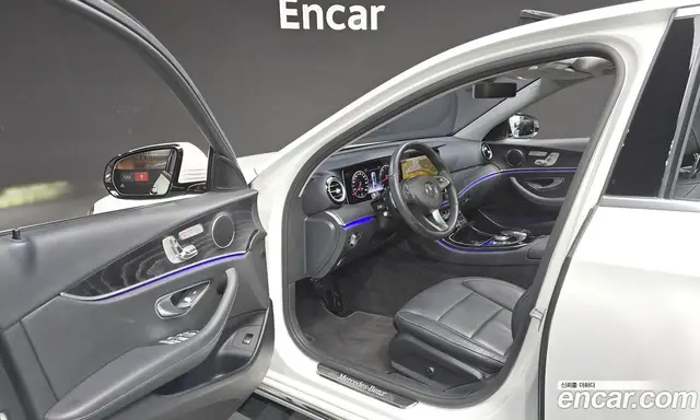 Mercedes-Benz E-Class 2016 2.0 автомат (гидро), миниатюра 10