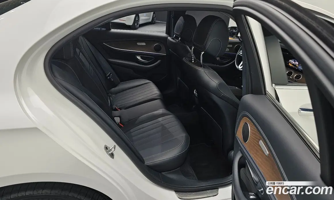 Mercedes-Benz E-Class 2020 1.9 автомат (гидро), фото 11