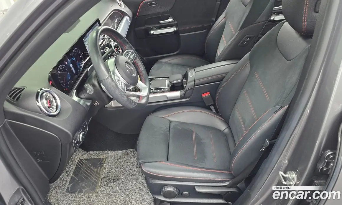 Mercedes-Benz GLB-Class 2022 2.0 автомат (гидро), фото 30
