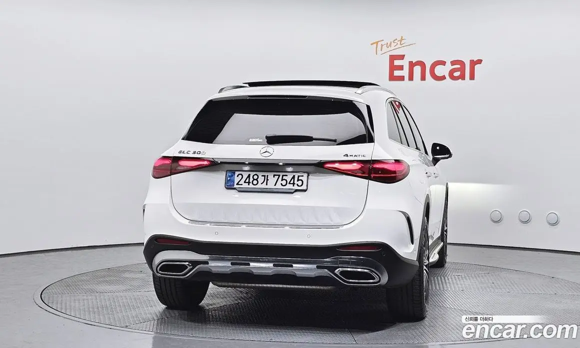Mercedes-Benz GLC-Class 2023 2.0 автомат (гидро), фото 4