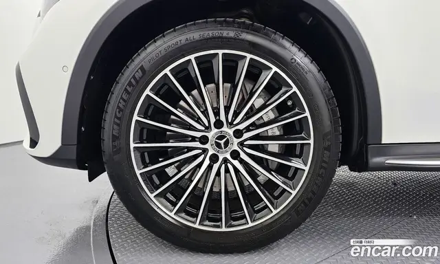Mercedes-Benz GLC-Class 2023 2.0 автомат (гидро), миниатюра 5