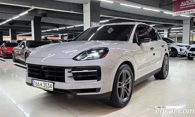 Porsche Cayenne 2023 3.0 автомат (гидро), миниатюра 2