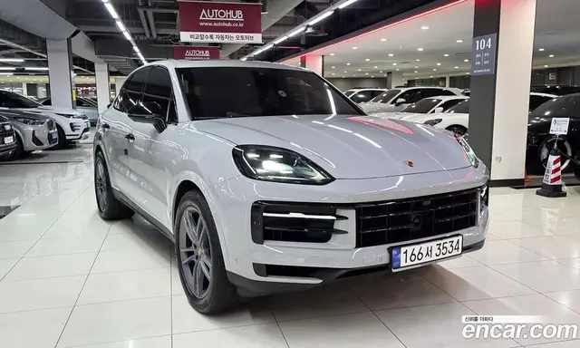 Porsche Cayenne 2023 3.0 автомат (гидро), миниатюра 3