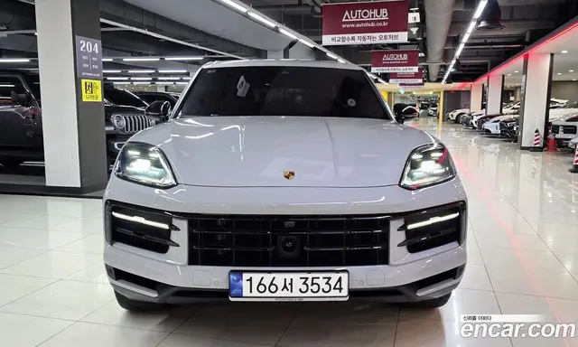 Porsche Cayenne 2023 3.0 автомат (гидро), миниатюра 4