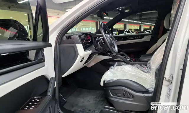 Porsche Cayenne 2023 3.0 автомат (гидро), миниатюра 10