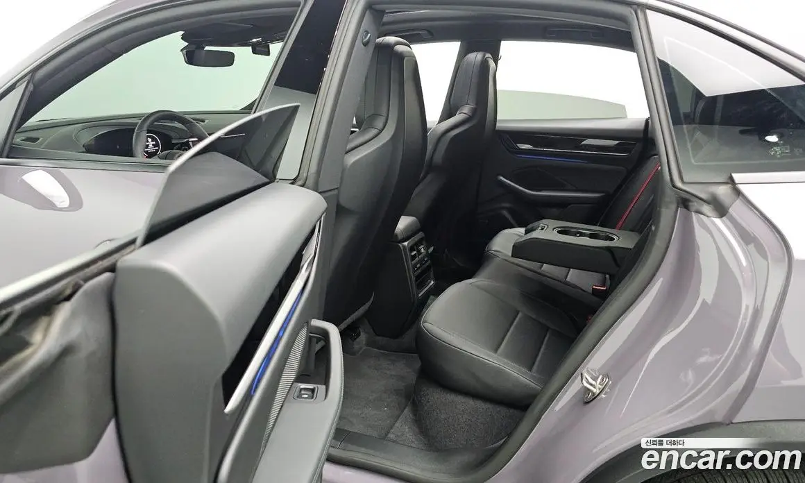 Porsche Macan 2025 0.2 автомат (гидро), фото 19