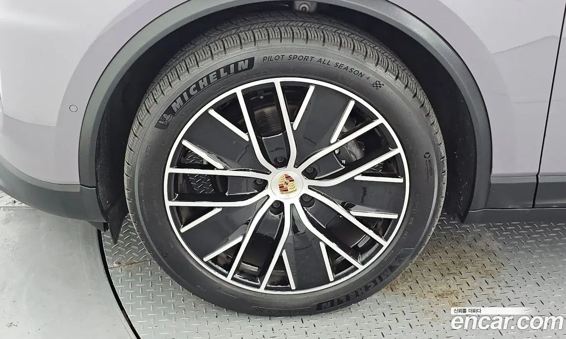 Porsche Macan 2025 0.2 автомат (гидро), фото 5