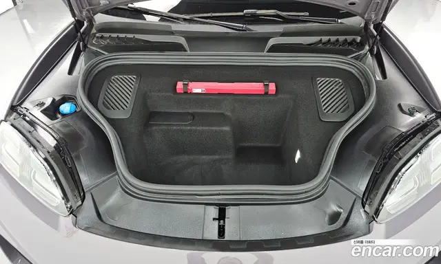 Porsche Macan 2025 0.2 автомат (гидро), миниатюра 6