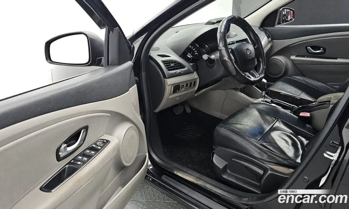 Renault (Samsung) SM3 2010 1.6 автомат (гидро), фото 11 Renault (Samsung) SM3 2010 1.6 автомат (гидро), фото 11