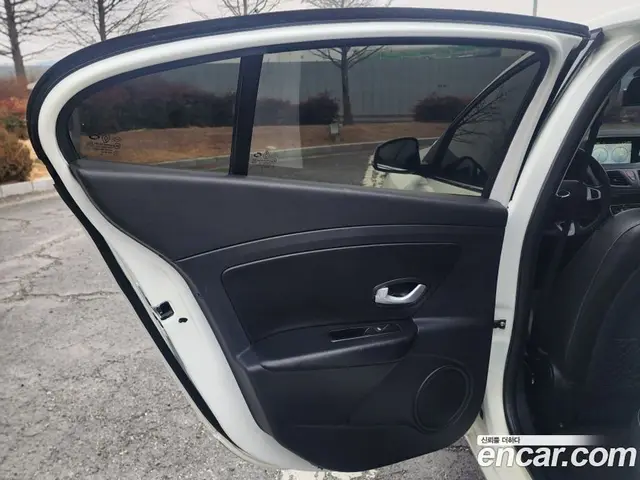 Renault (Samsung) SM3 2014 1.6 автомат (гидро), миниатюра 12