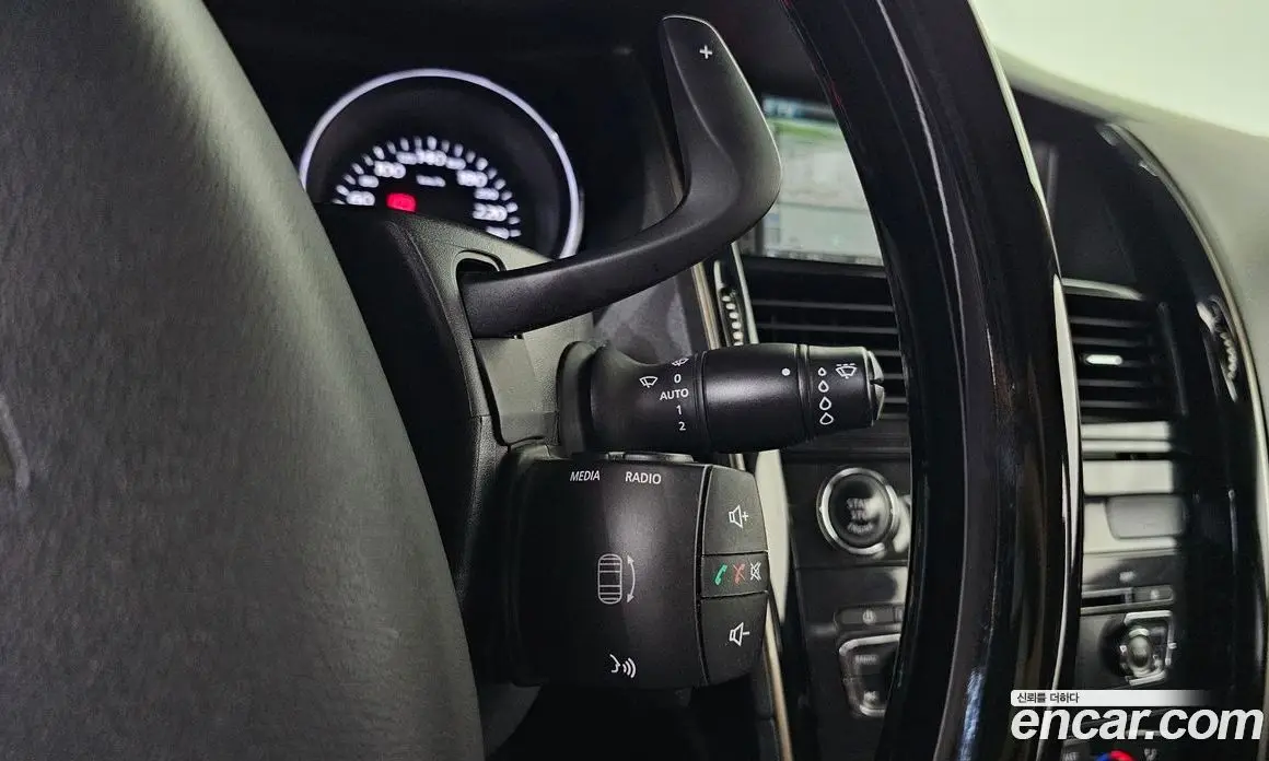 Renault (Samsung) SM7 2015 3.5 автомат (гидро), фото 16 Renault (Samsung) SM7 2015 3.5 автомат (гидро), фото 16