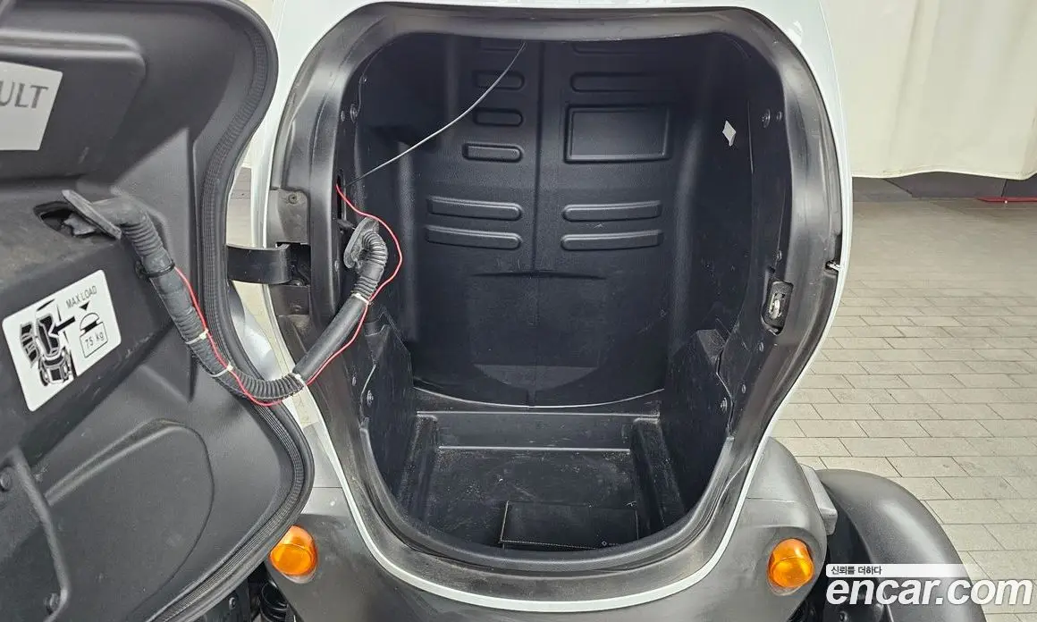 Renault (Samsung) Twizy 2019 0.1 автомат (гидро), фото 20
