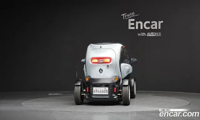 Renault (Samsung) Twizy 2019 0.1 автомат (гидро), миниатюра 4