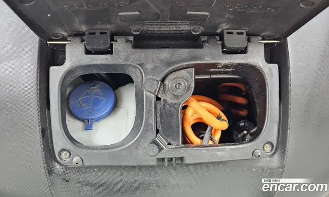 Renault (Samsung) Twizy 2019 0.1 автомат (гидро), миниатюра 6