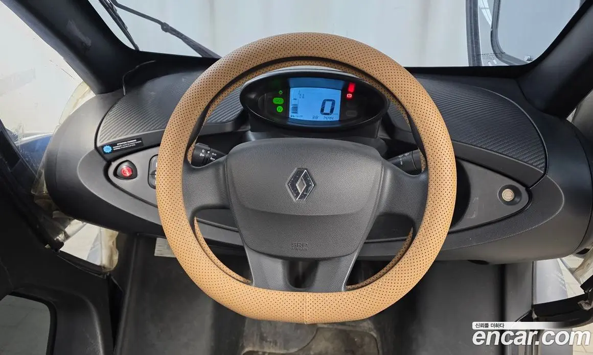 Renault (Samsung) Twizy 2019 0.1 автомат (гидро), фото 21