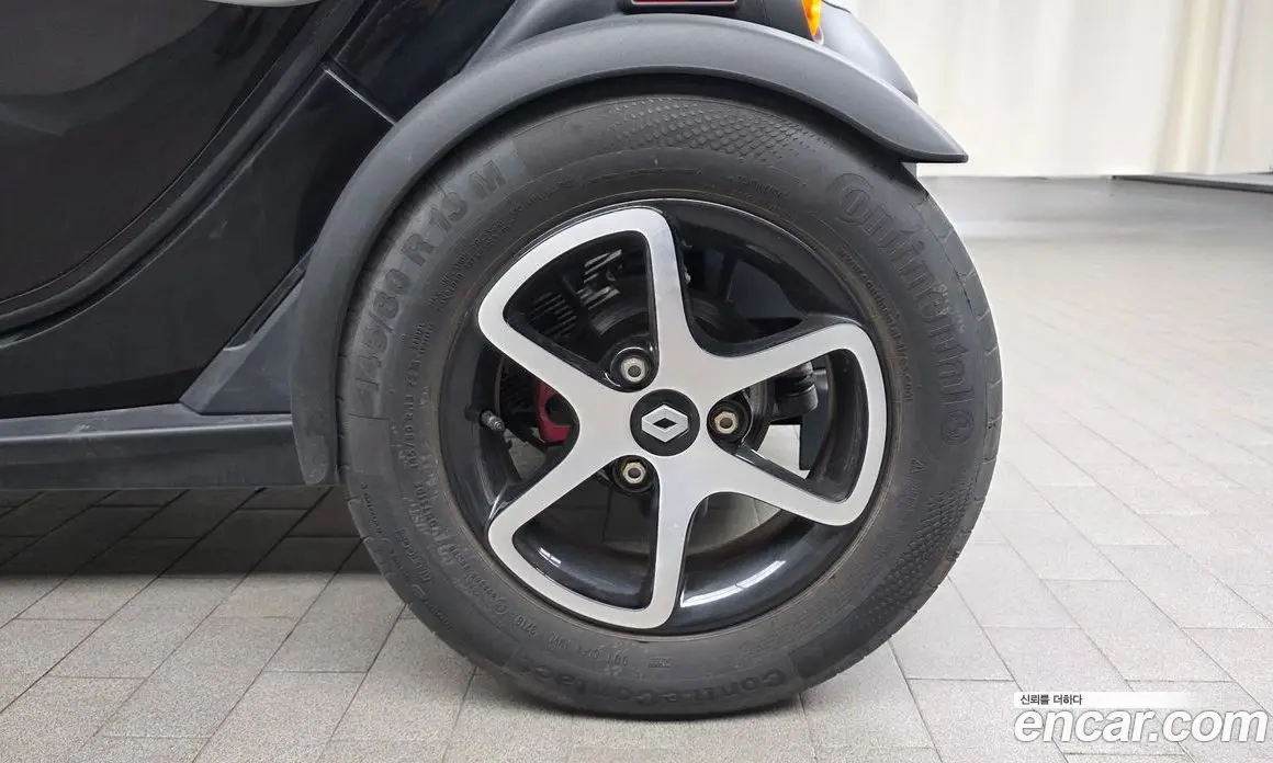 Renault (Samsung) Twizy 2019 0.1 автомат (гидро), фото 30