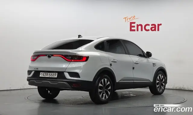 Renault (Samsung) XM3 2022 1.6 автомат (гидро), миниатюра 2