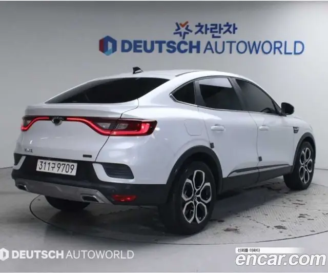 Renault (Samsung) XM3 2023 1.6 автомат (гидро), миниатюра 2