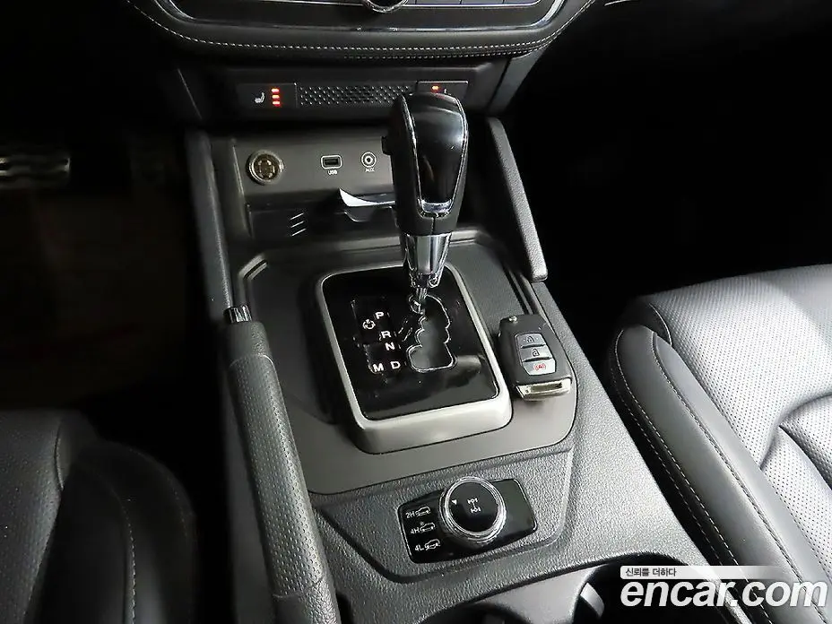 SsangYong Rexton 2018 2.2 автомат (гидро), фото 13