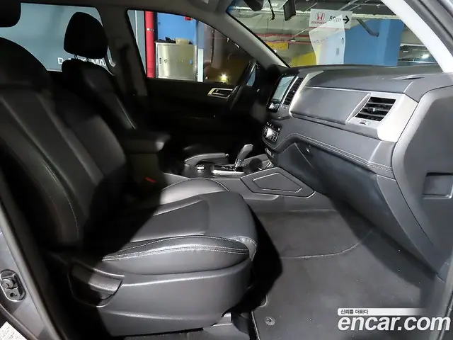 SsangYong Rexton 2018 2.2 автомат (гидро), миниатюра 8