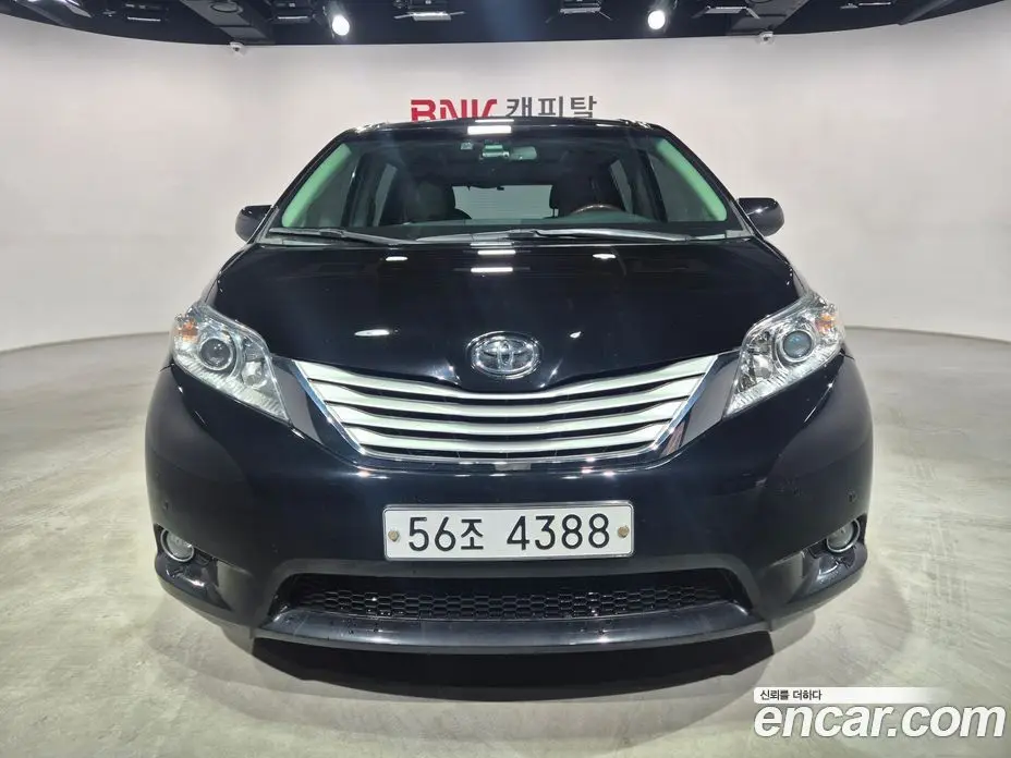Toyota Sienna 2013 3.5 автомат (гидро), фото 2 Toyota Sienna 2013 3.5 автомат (гидро), фото 2