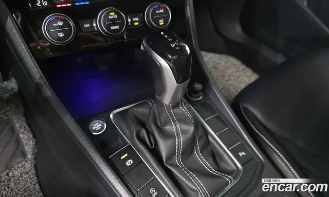 Volkswagen Jetta 2023 1.5 автомат (гидро), миниатюра 12