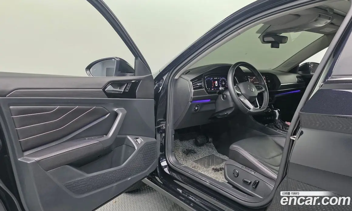 Volkswagen Jetta 2023 1.5 автомат (гидро), фото 13
