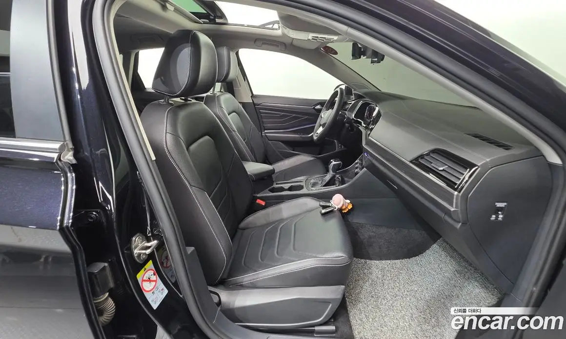 Volkswagen Jetta 2023 1.5 автомат (гидро), фото 16
