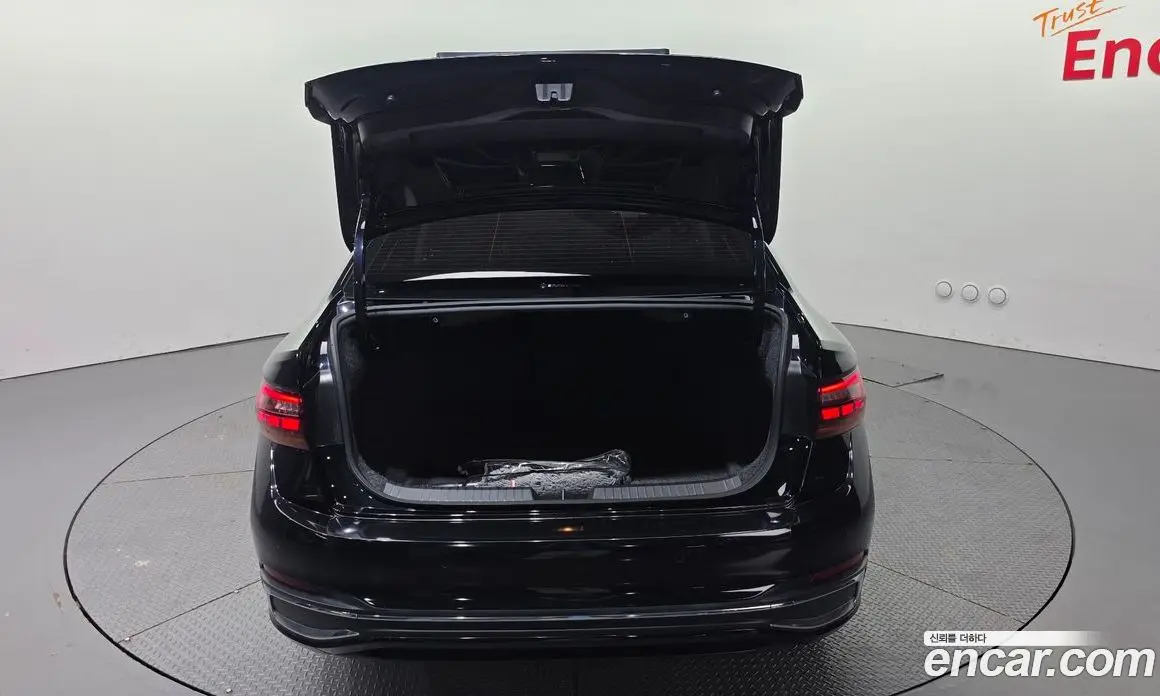 Volkswagen Jetta 2023 1.5 автомат (гидро), фото 25