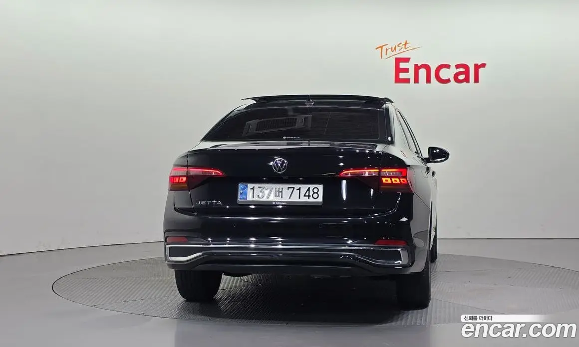 Volkswagen Jetta 2023 1.5 автомат (гидро), фото 4