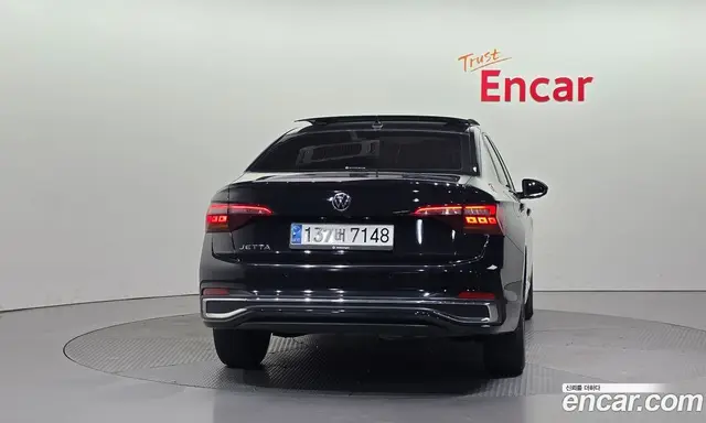 Volkswagen Jetta 2023 1.5 автомат (гидро), миниатюра 4