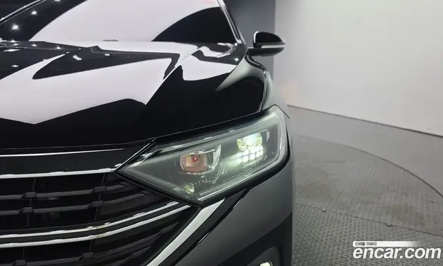 Volkswagen Jetta 2023 1.5 автомат (гидро), миниатюра 8