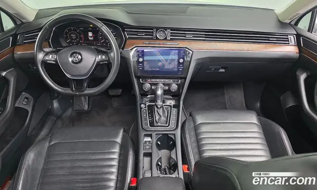 Volkswagen Passat 2018 2.0 автомат (гидро), миниатюра 7