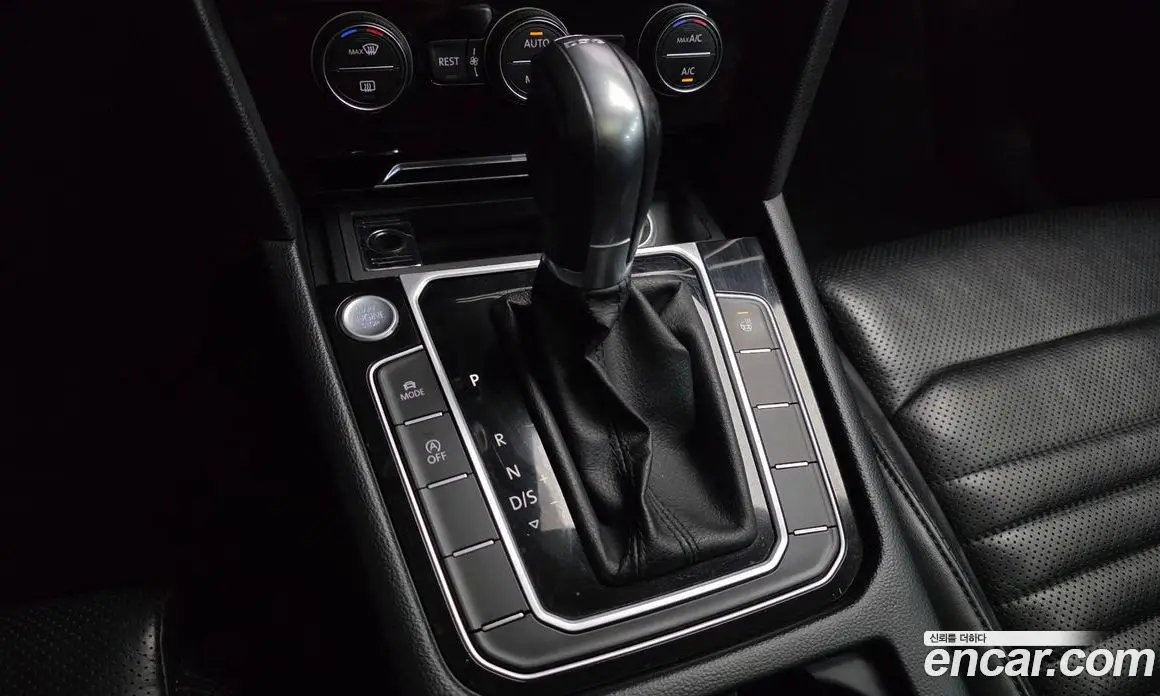 Volkswagen Passat 2018 2.0 автомат (гидро), фото 9