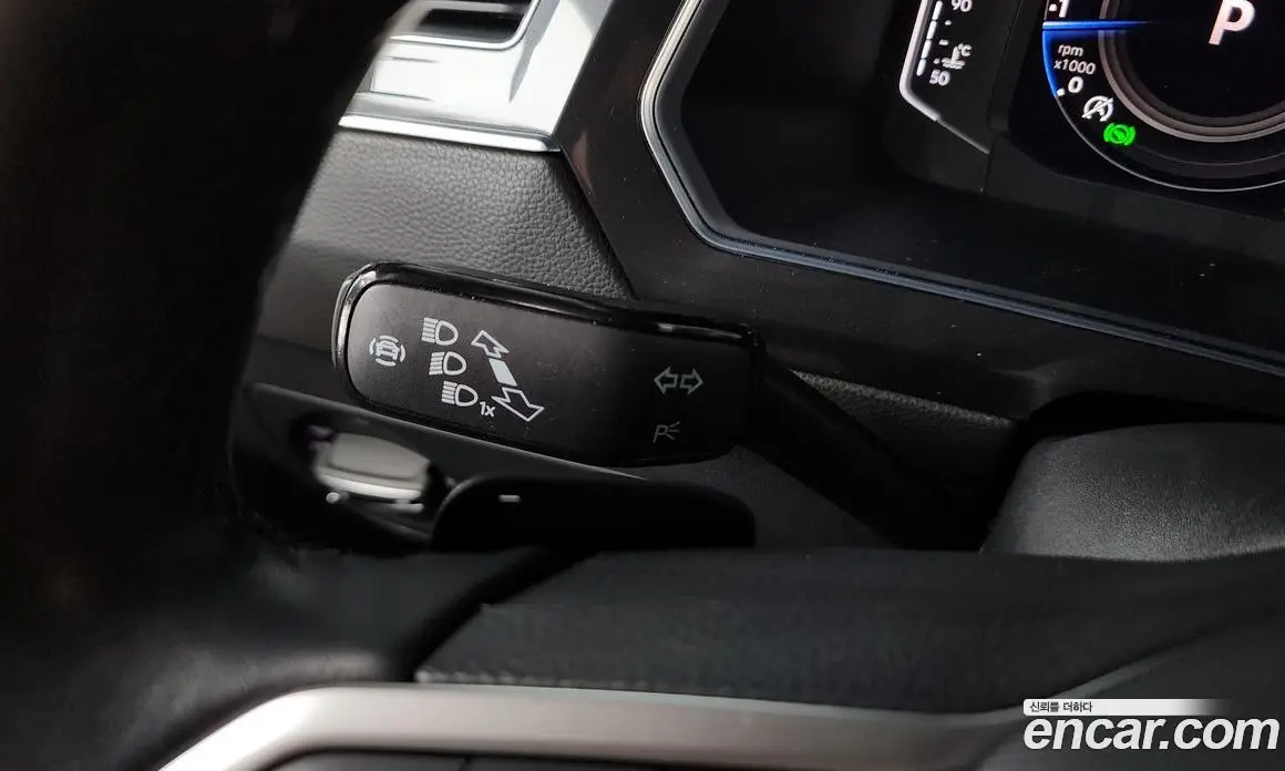 Volkswagen Tiguan 2022 2.0 автомат (гидро), фото 32