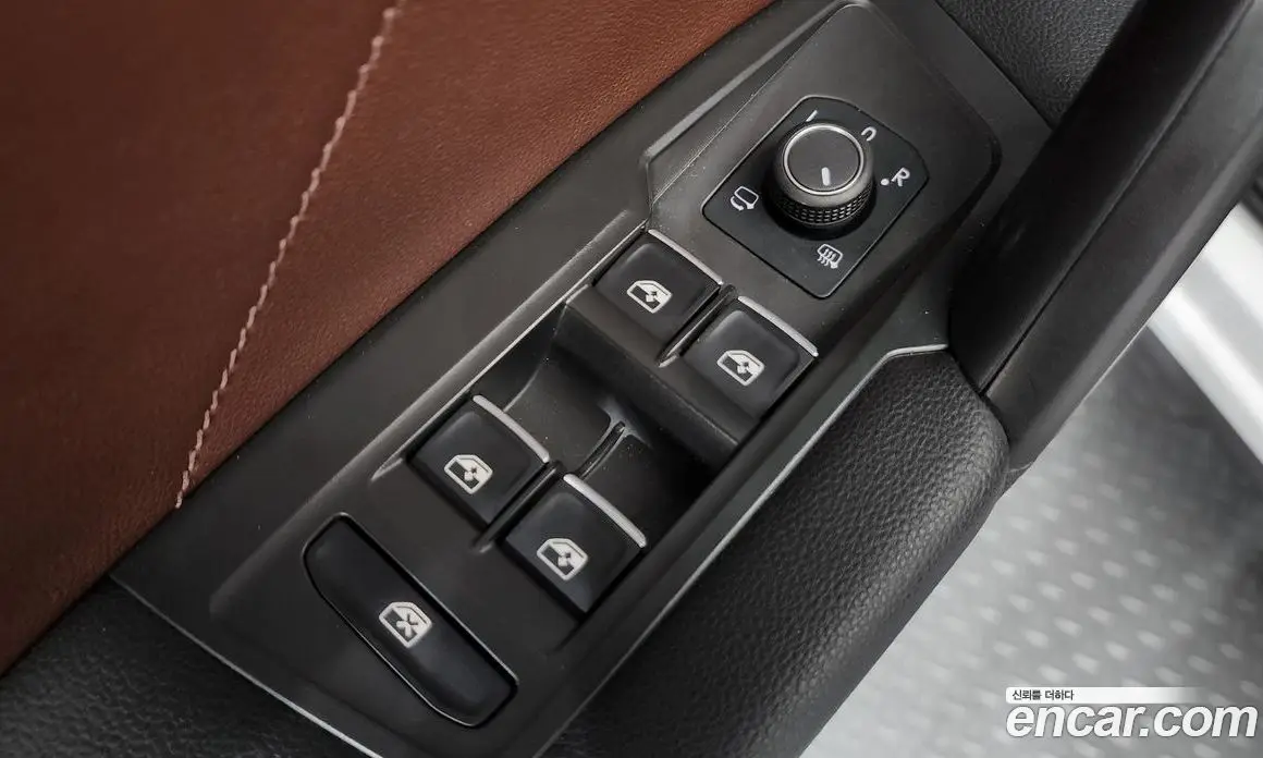 Volkswagen Tiguan 2022 2.0 автомат (гидро), фото 34