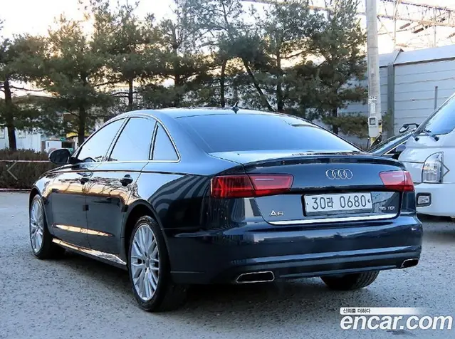 Audi A6 2015 2.0 автомат (гидро), миниатюра 2