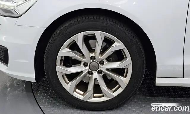 Audi A6 2015 2.0 автомат (гидро), миниатюра 5