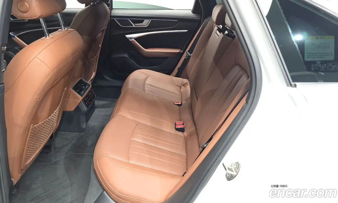 Audi A6 2022 2.0 автомат (гидро), фото 17
